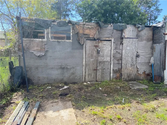 $425,000 | 12106 South Willowbrook Avenue, Compton, CA 90222