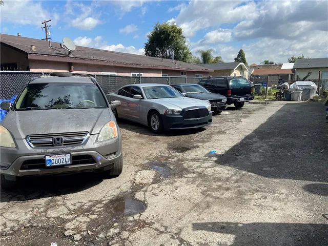 $425,000 | 12106 South Willowbrook Avenue, Compton, CA 90222