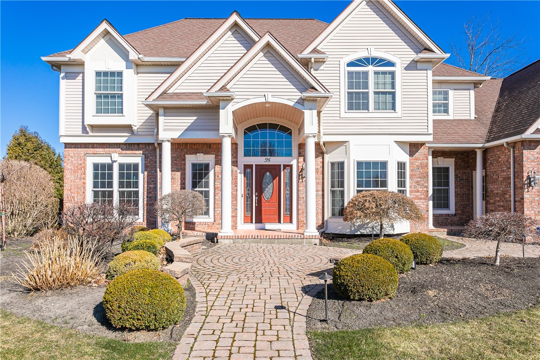 95 Angels Path Penfield, NY 14580 - Photo 2 of 37