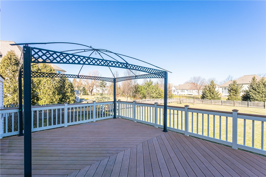 95 Angels Path Penfield, NY 14580 - Photo 3 of 37