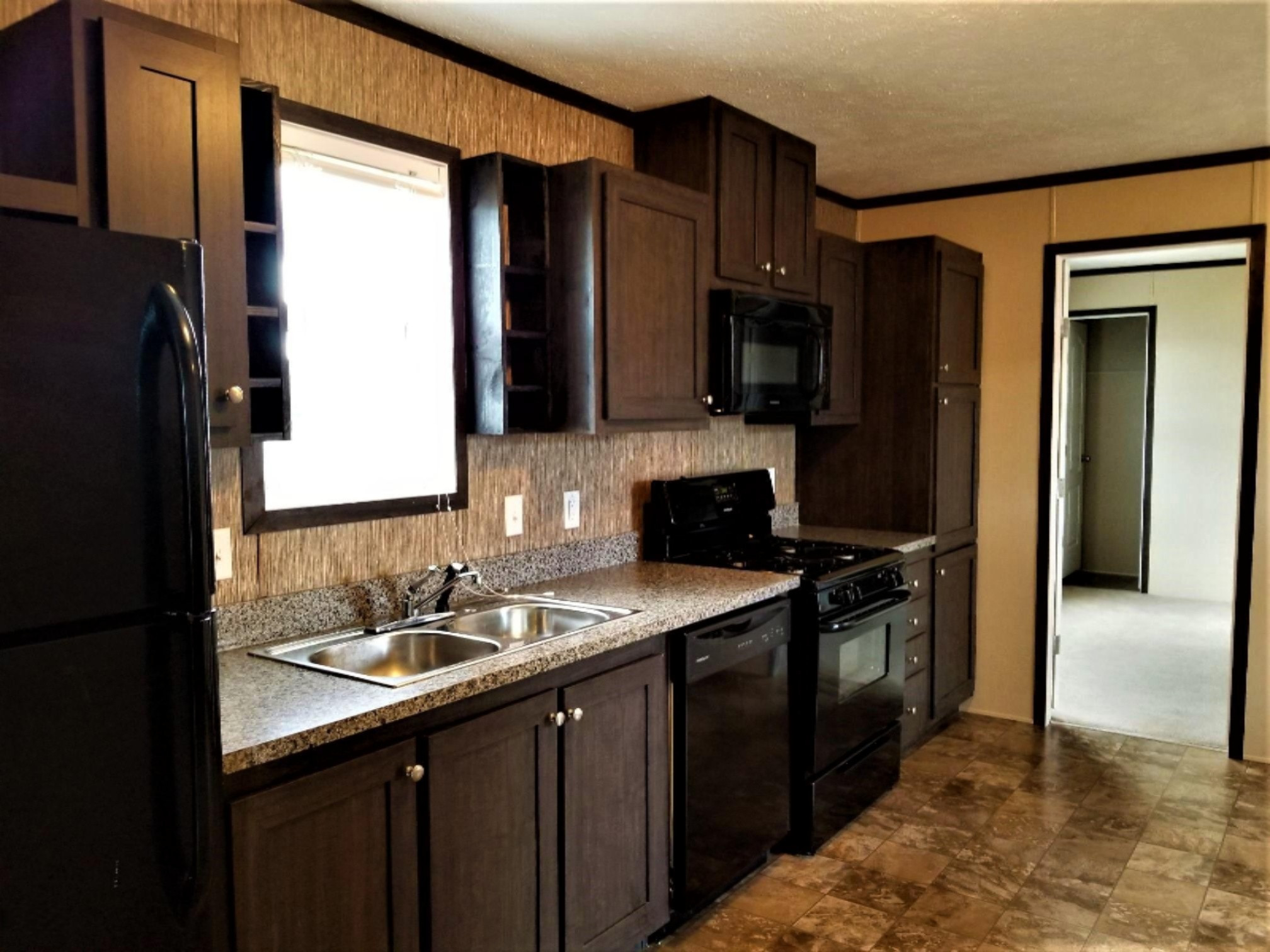 9107 Maple Street, Unit 95 Hesperia, MI 49421 - Photo 13 of 29 20180726_174546 (2)