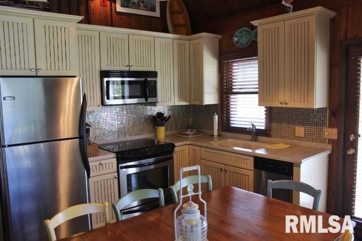466 Hillcrest Road Dahinda, IL 61428 - Photo 10 of 18 Gallery Image 10