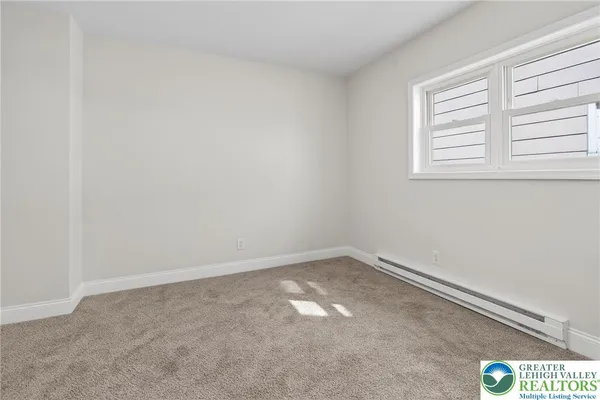 $219,900 | 40 West Garibaldi Avenue, Nesquehoning, PA 18240
