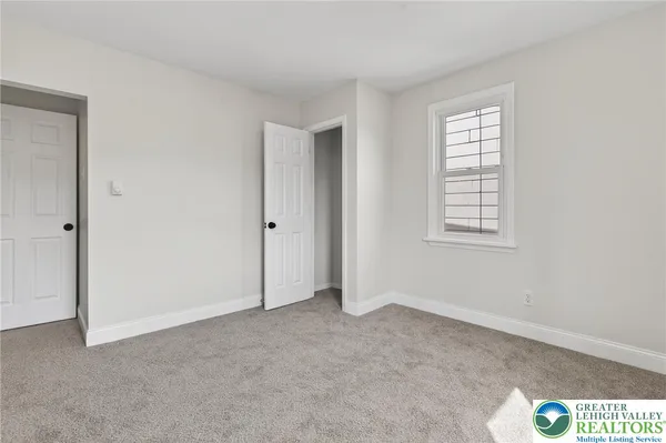 $219,900 | 40 West Garibaldi Avenue, Nesquehoning, PA 18240