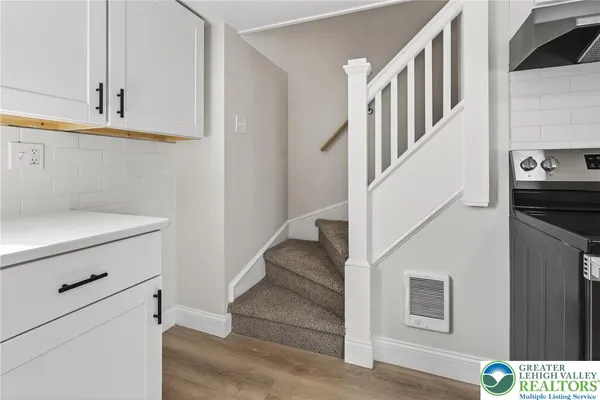 $219,900 | 40 West Garibaldi Avenue, Nesquehoning, PA 18240