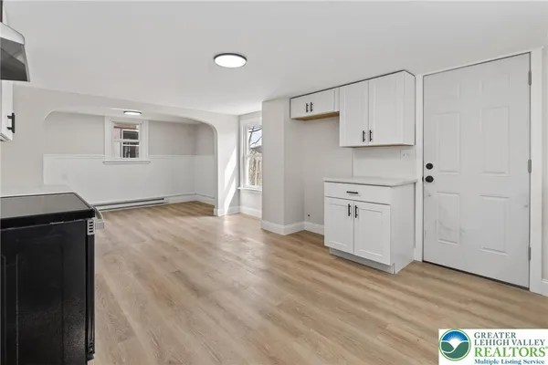 $219,900 | 40 West Garibaldi Avenue, Nesquehoning, PA 18240