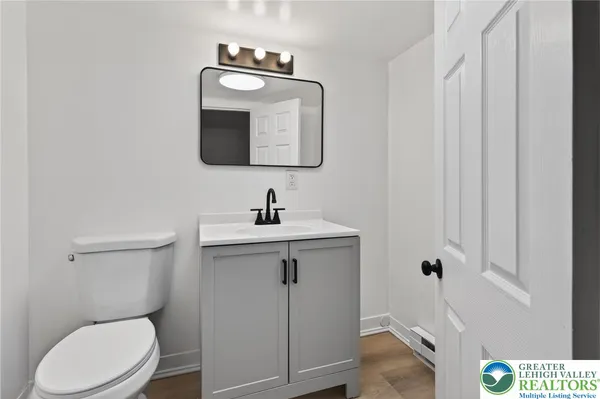 $219,900 | 40 West Garibaldi Avenue, Nesquehoning, PA 18240