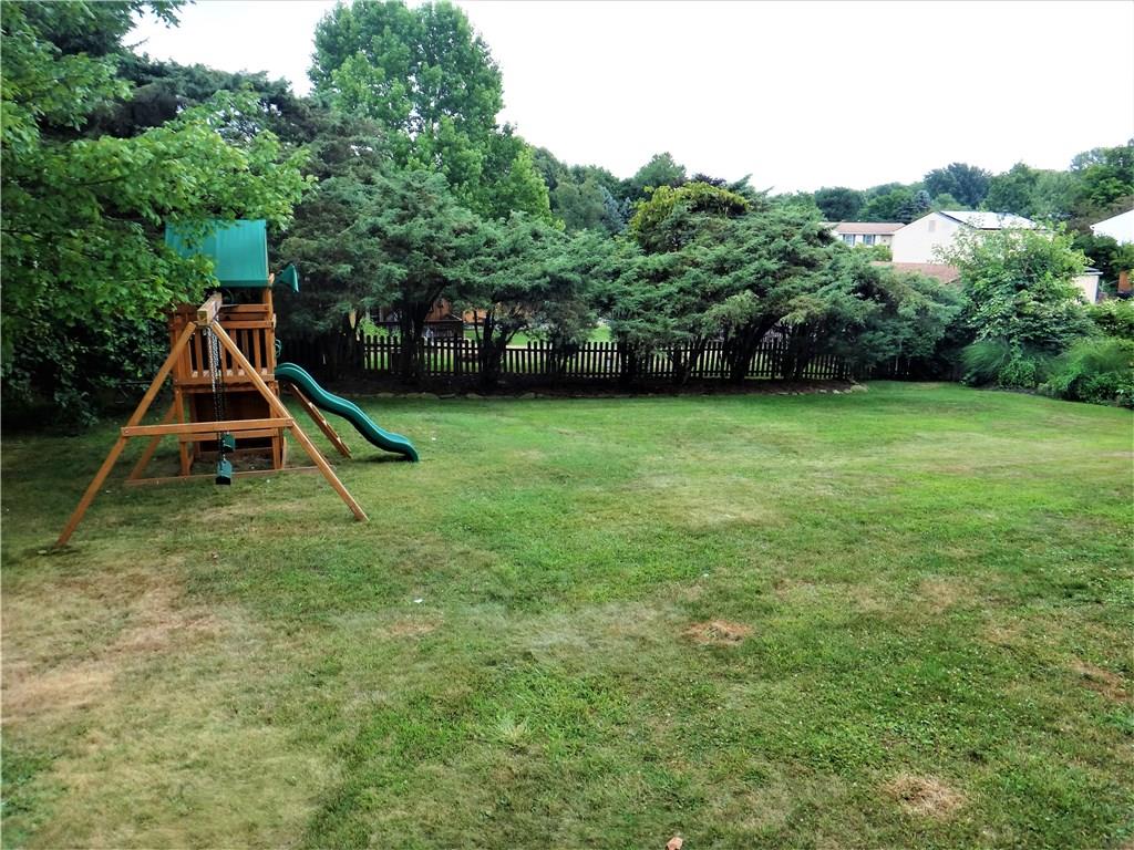 133 Ridgewood Drive Freedom, PA 15042 - Photo 4 of 18 Gallery Image 4