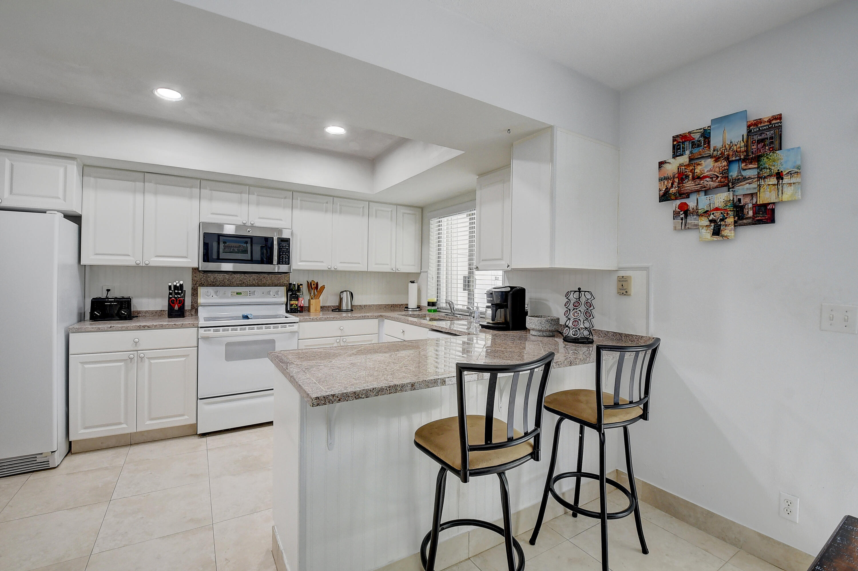 501 Northwest 15th Court Boca Raton, FL 33486 - Photo 7 of 20 13_dsc_4863_4_5_6_7