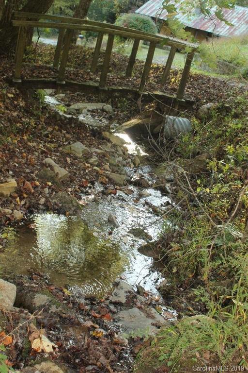 444 Hickory Cove Road Bryson City, NC 28713 - Photo 20 of 42 Gallery Image 20