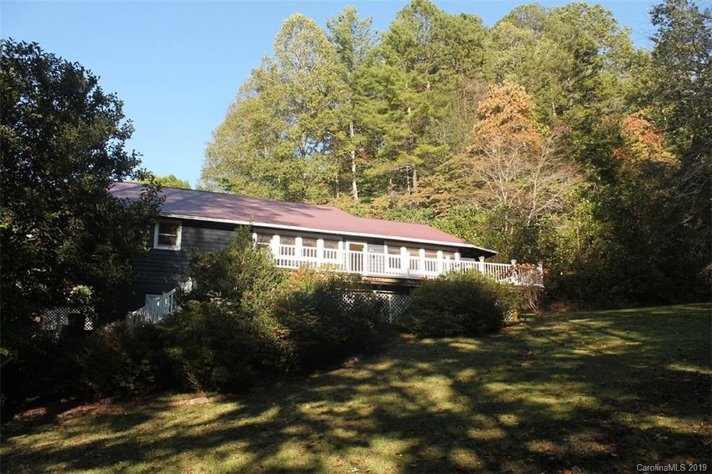 444 Hickory Cove Road Bryson City, NC 28713 - Photo 24 of 42 Gallery Image 24