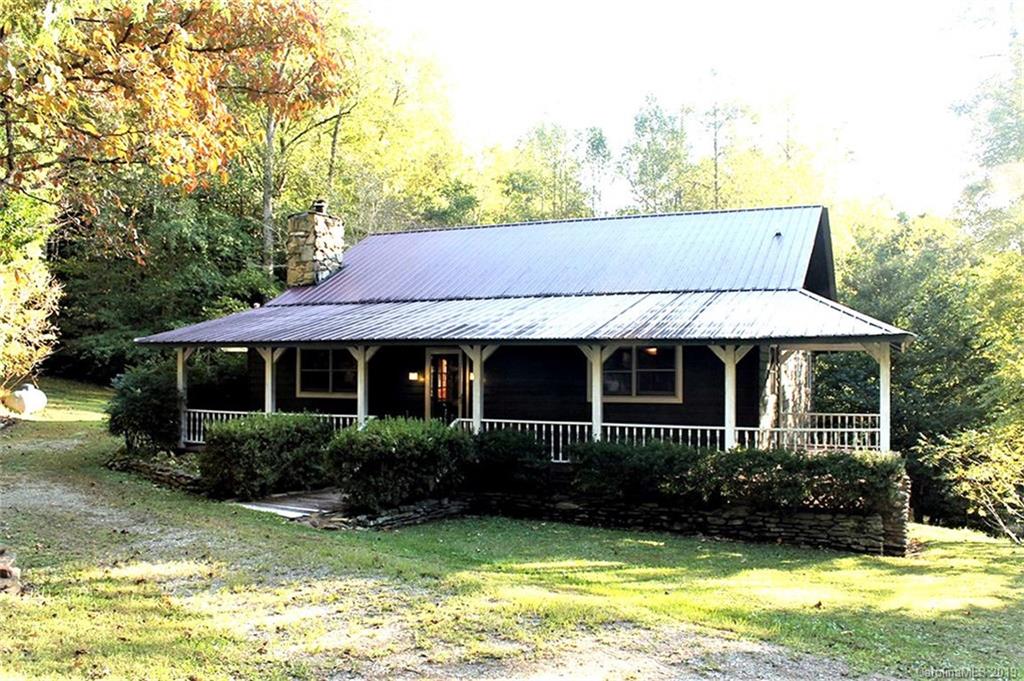 444 Hickory Cove Road Bryson City, NC 28713 - Photo 28 of 42 Gallery Image 28