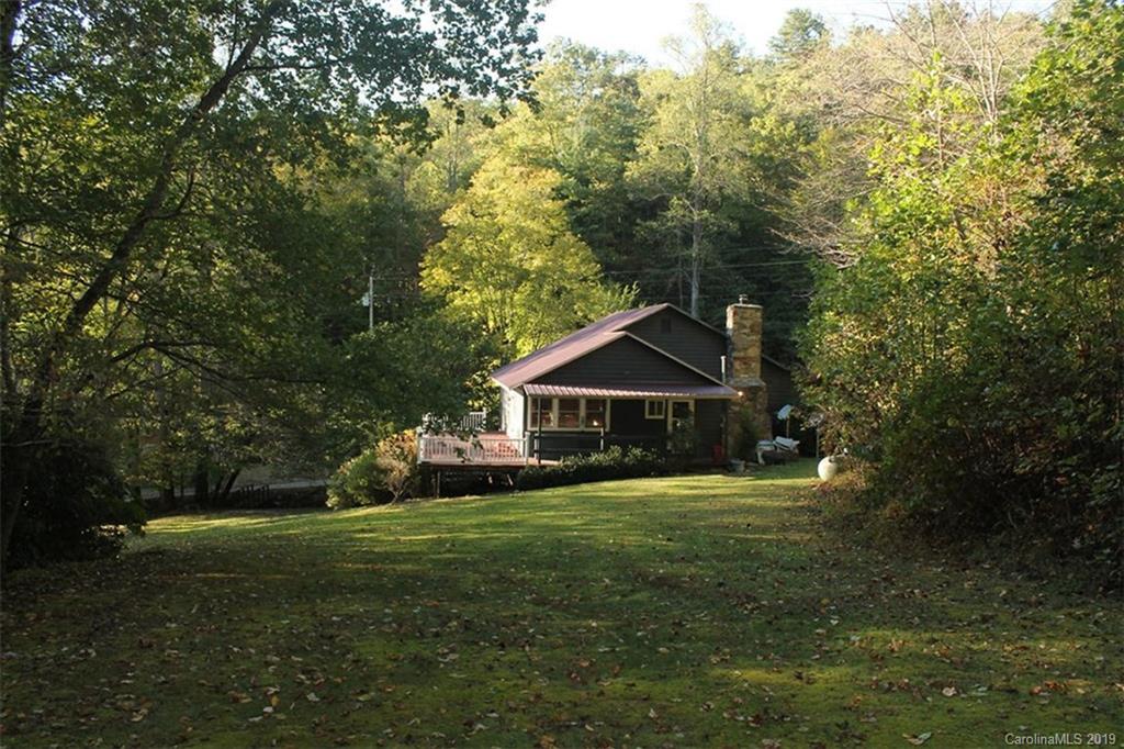 444 Hickory Cove Road Bryson City, NC 28713 - Photo 30 of 42 Gallery Image 30