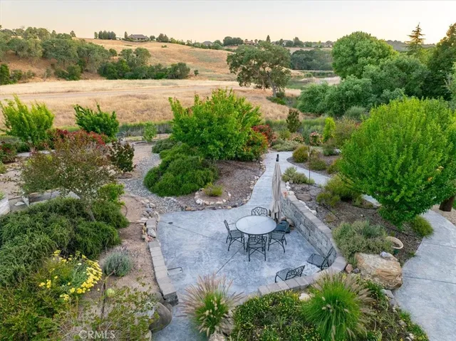 $2,050,000 | 2035 Calle Pattito, Templeton, CA 93465