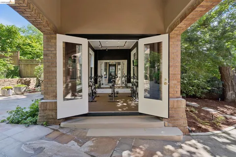 $4,395,000 | 110 Monte Avenue, Piedmont, CA 94611