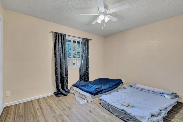 $525,000 | 205 Liverpool Drive, Austin, TX 78745