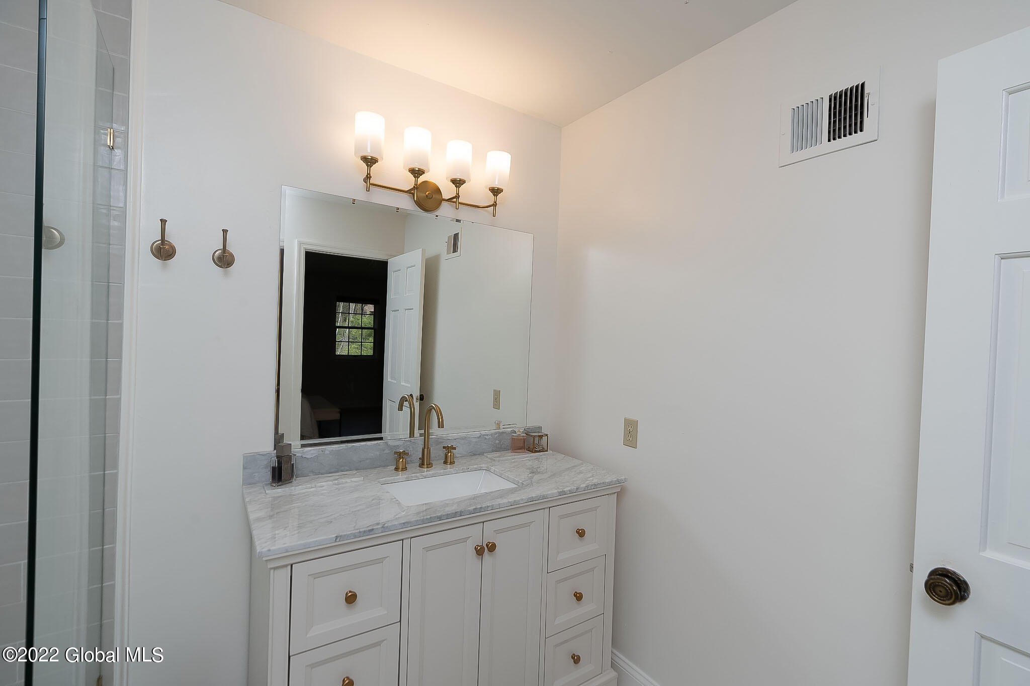 1392 Rowe Road Niskayuna, NY 12309 - Photo 42 of 49 098-1392-Rowe-Rd