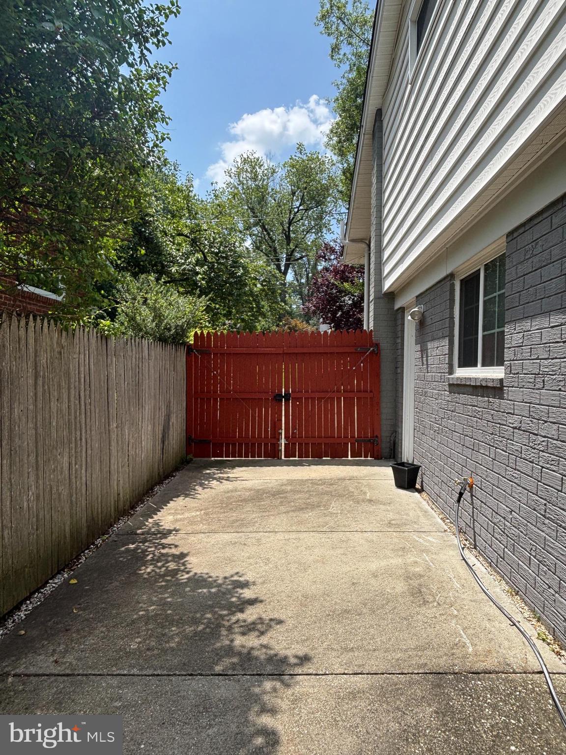 3913 Parsons Road Chevy Chase, MD 20815 - Photo 40 of 43 Driveway