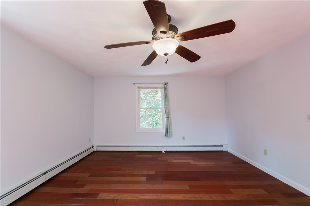 179 Deer Run Road Tiverton, RI 02878 - Photo 24 of 39