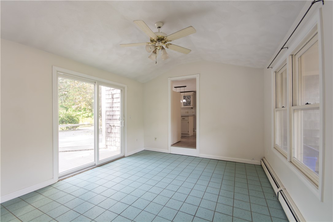 179 Deer Run Road Tiverton, RI 02878 - Photo 26 of 39