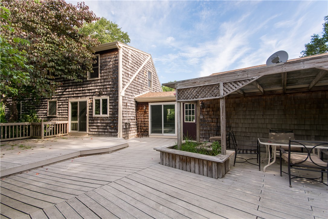 179 Deer Run Road Tiverton, RI 02878 - Photo 32 of 39