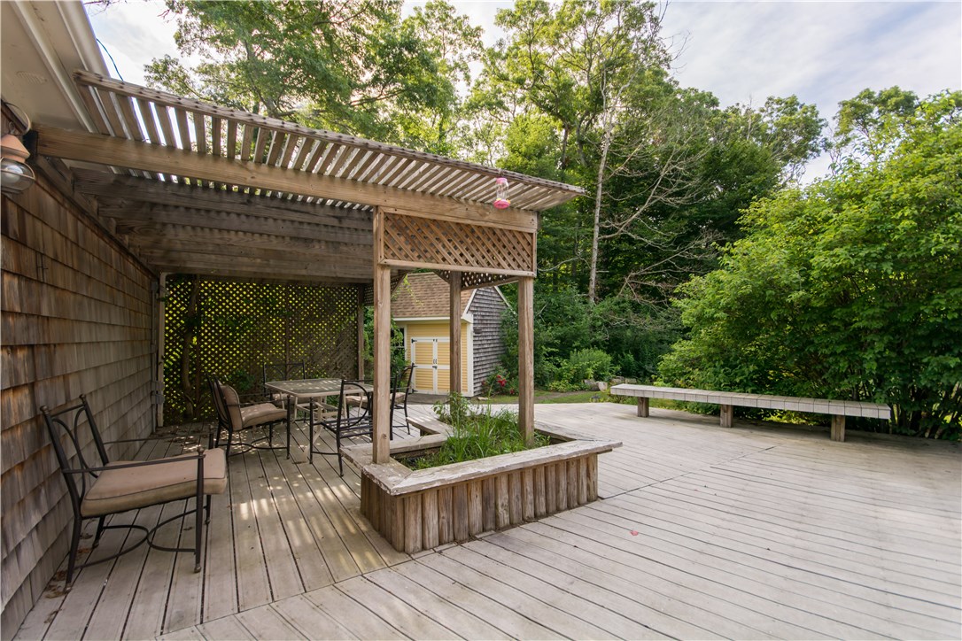 179 Deer Run Road Tiverton, RI 02878 - Photo 33 of 39