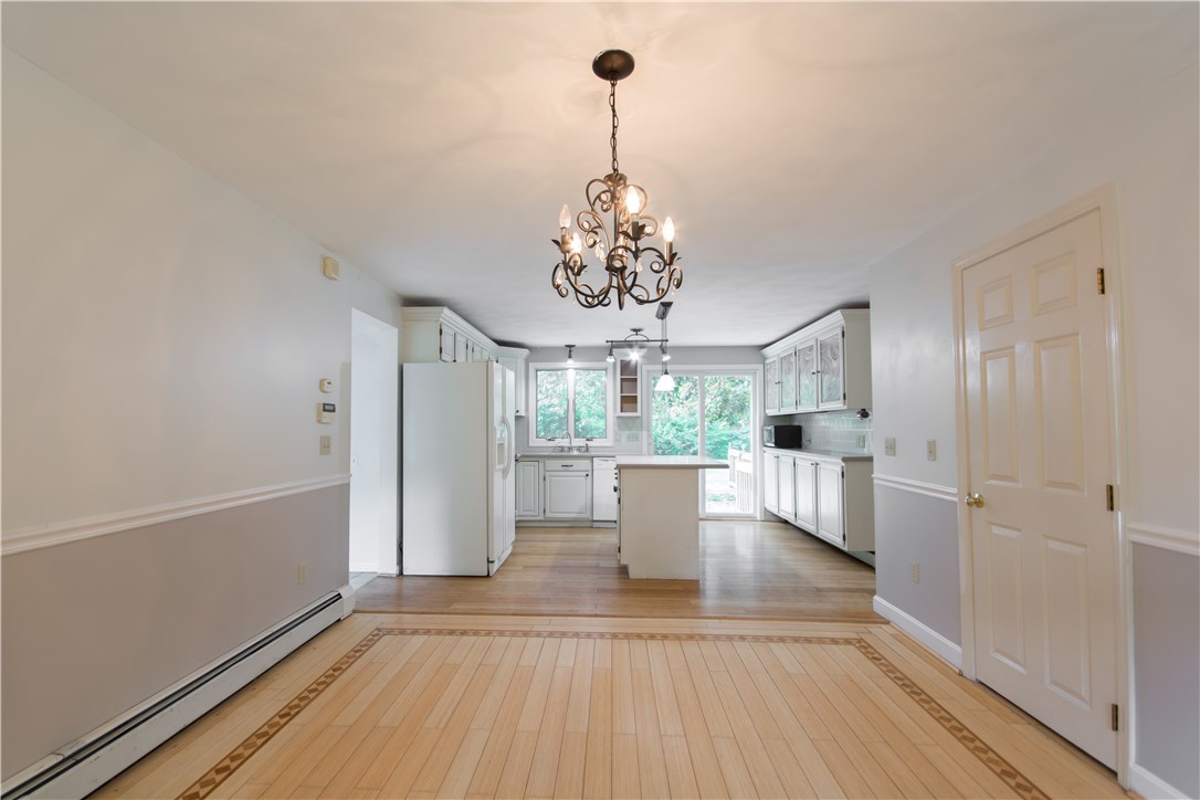 179 Deer Run Road Tiverton, RI 02878 - Photo 7 of 39