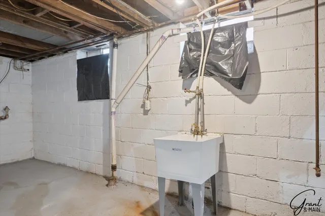 $75,900 | 19608 Buffalo Street, Detroit, MI 48234