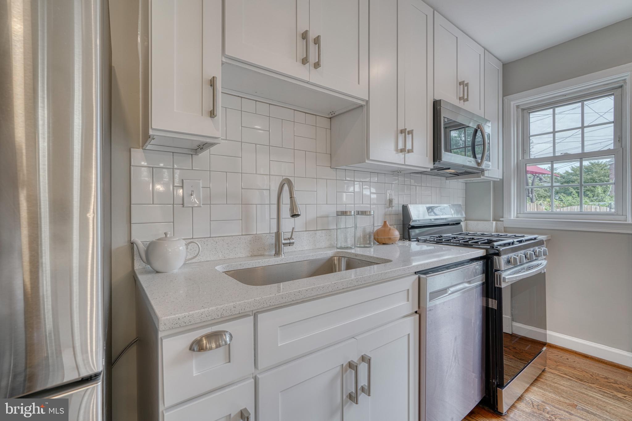 7041 Heathfield Road Baltimore, MD 21212 - Photo 11 of 45
