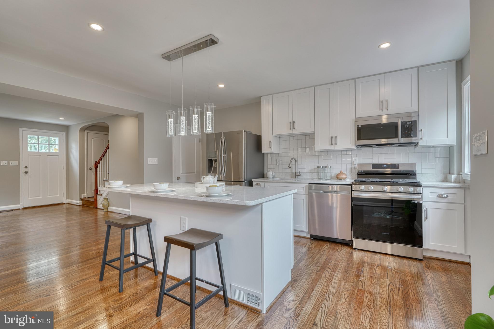 7041 Heathfield Road Baltimore, MD 21212 - Photo 7 of 45