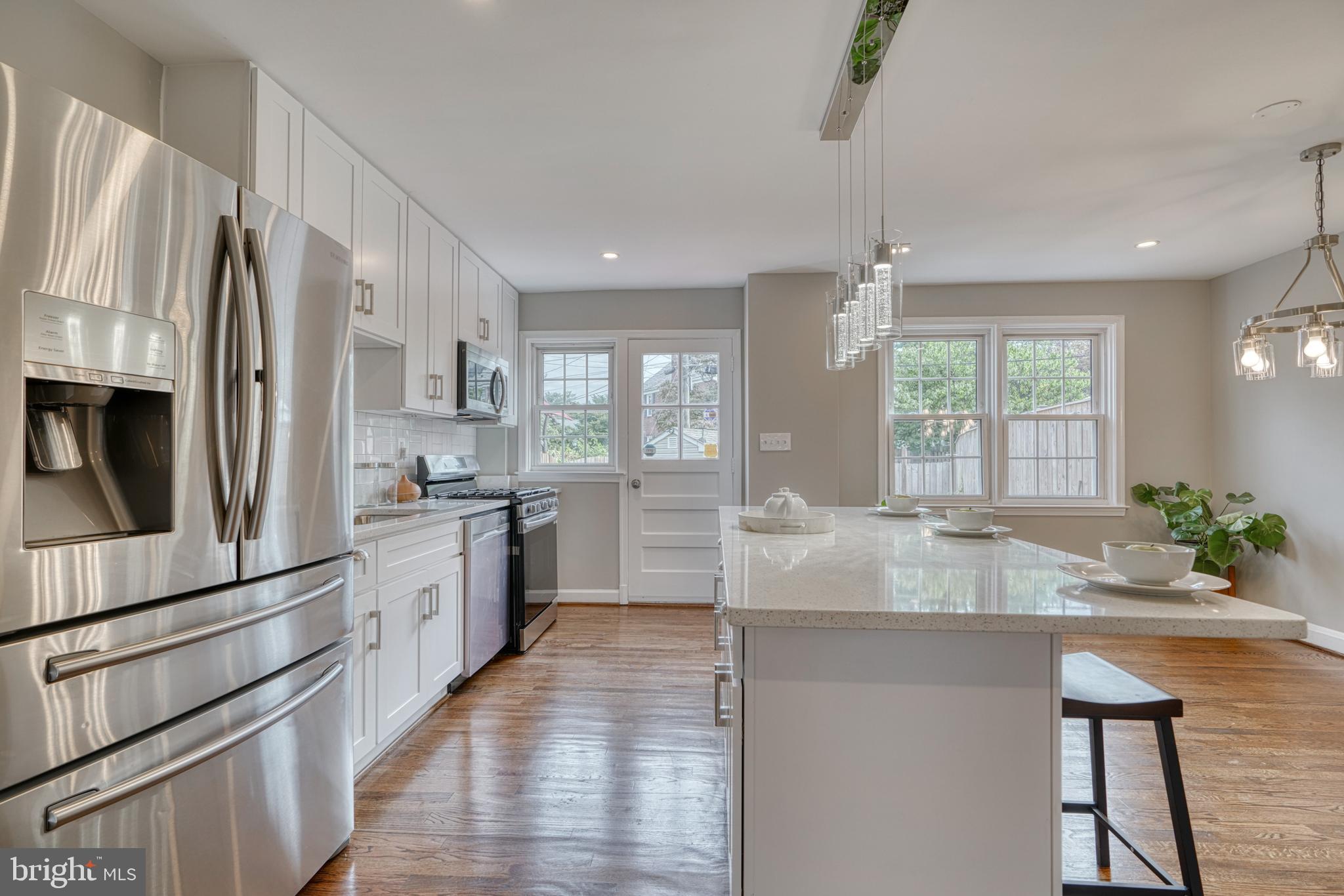 7041 Heathfield Road Baltimore, MD 21212 - Photo 8 of 45