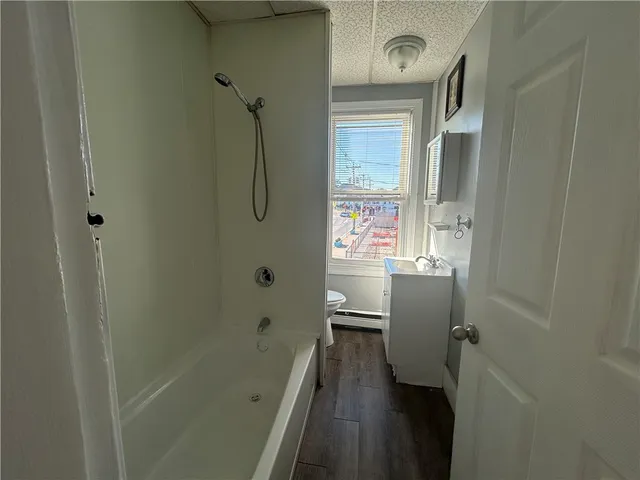 $1,575 | 915 Dexter Street, Central Falls, RI 02863