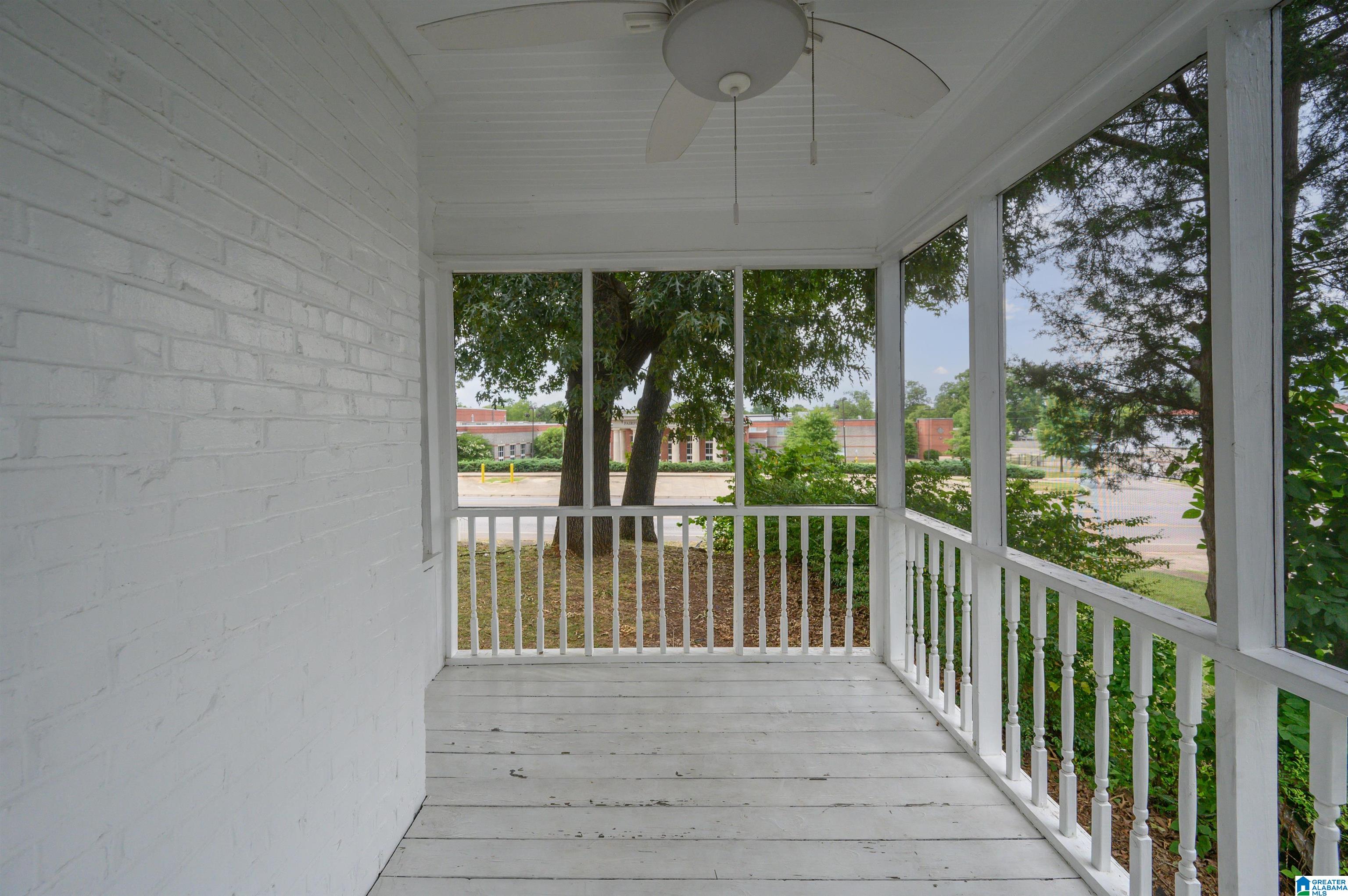 609 Valley Road Fairfield, AL 35064 - Photo 33 of 36