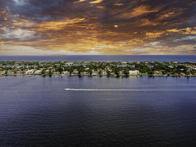 105 Half Moon Circle, Unit B1 Hypoluxo, FL 33462 - Photo 3 of 30 a_20