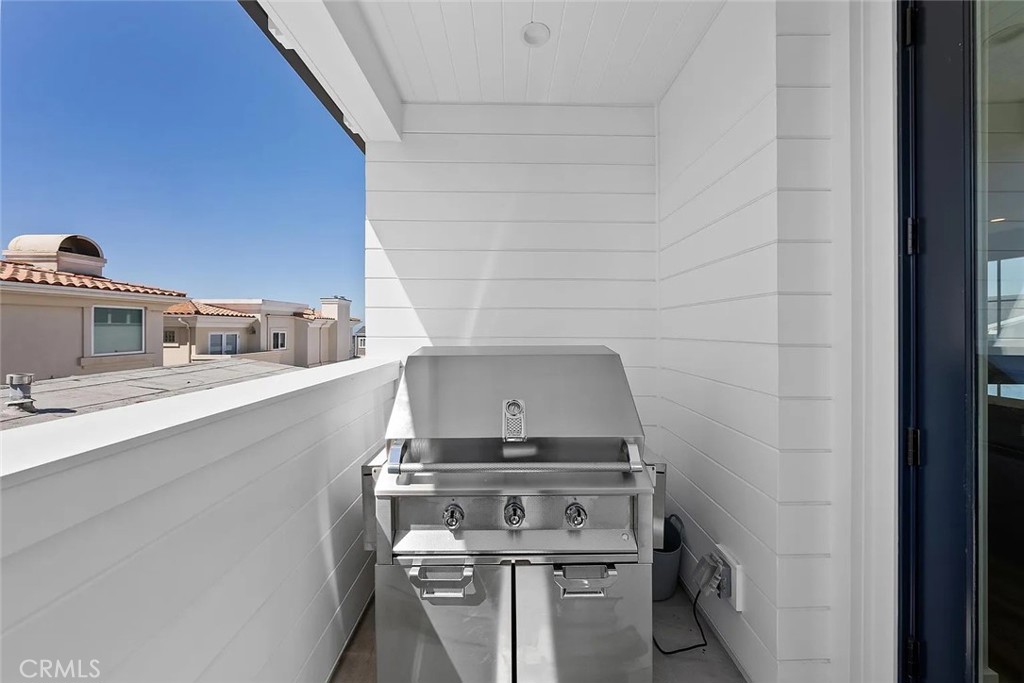 309 Crest Drive Manhattan Beach, CA 90266 - Photo 11 of 27 a kitchen with a stove and a sink