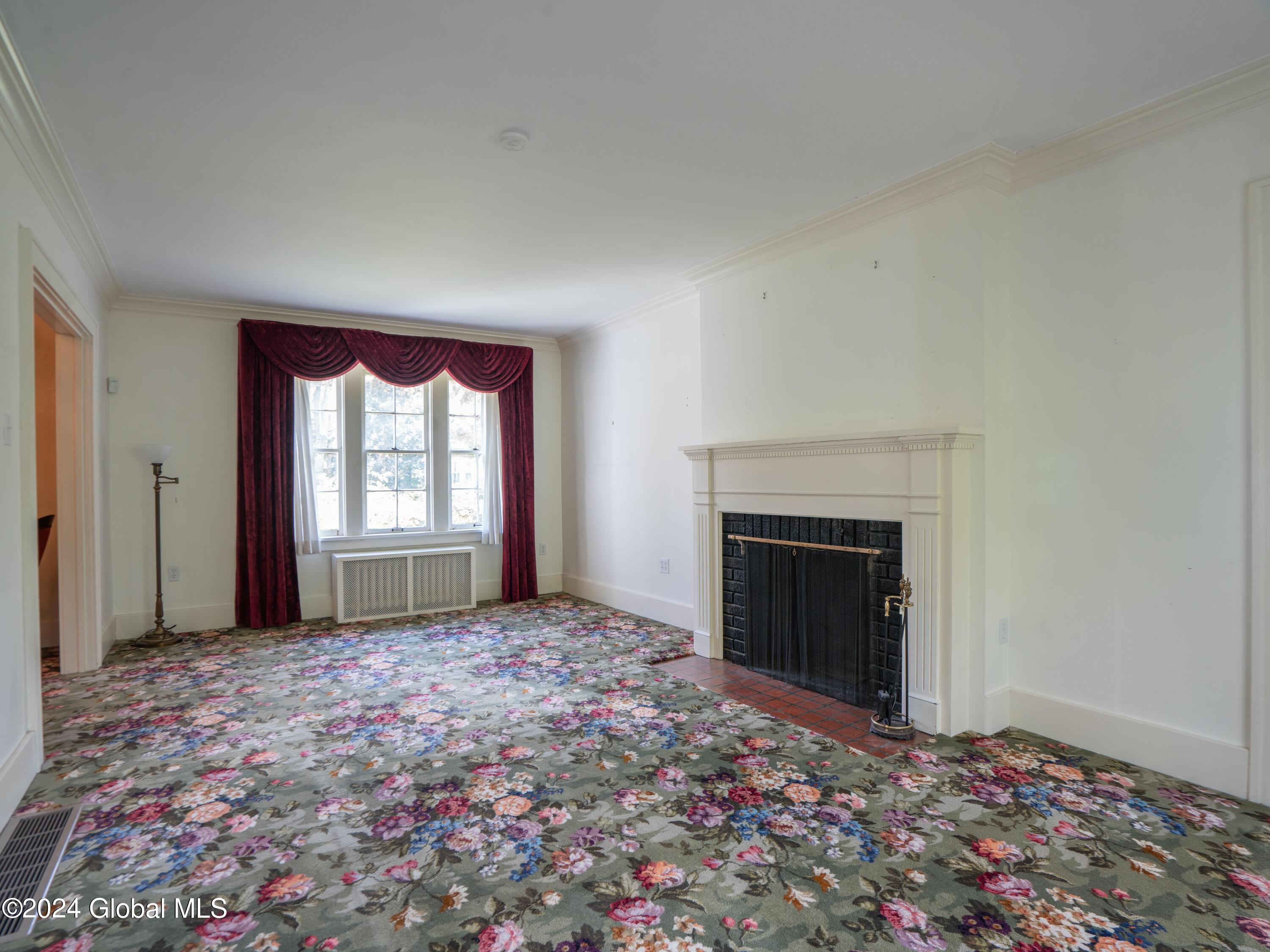 1387 Keyes Avenue Schenectady, NY 12309 - Photo 20 of 42 DSC06501