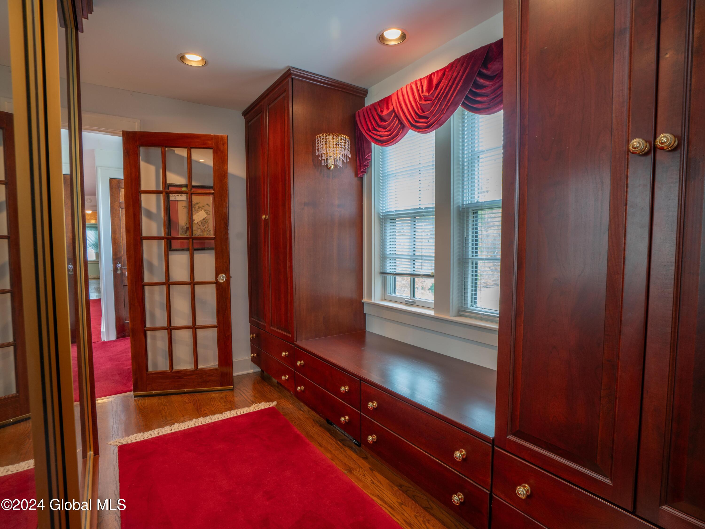 1387 Keyes Avenue Schenectady, NY 12309 - Photo 29 of 42 DSC06515-min