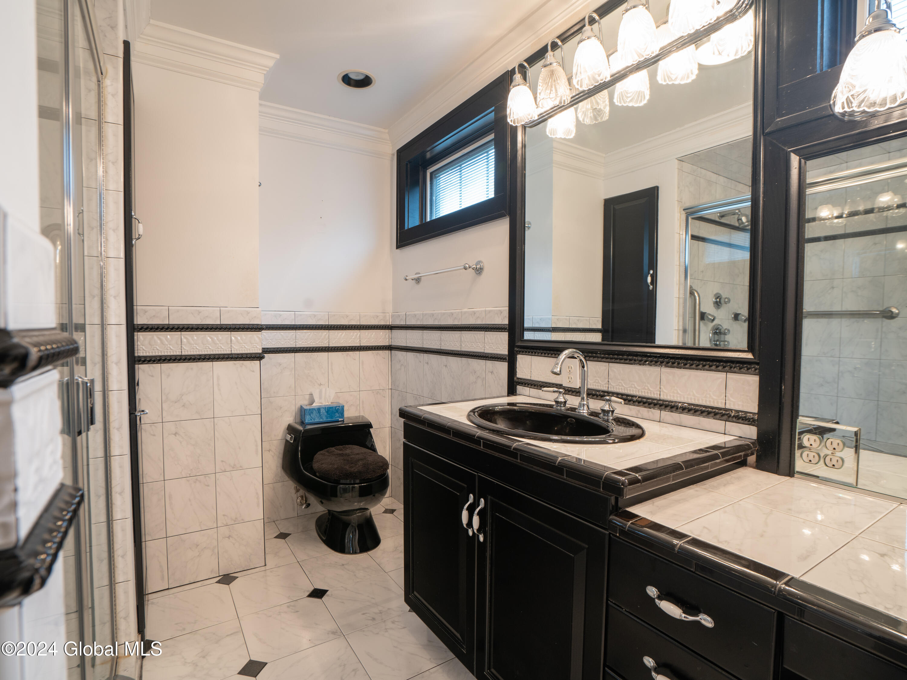 1387 Keyes Avenue Schenectady, NY 12309 - Photo 30 of 42 DSC06516