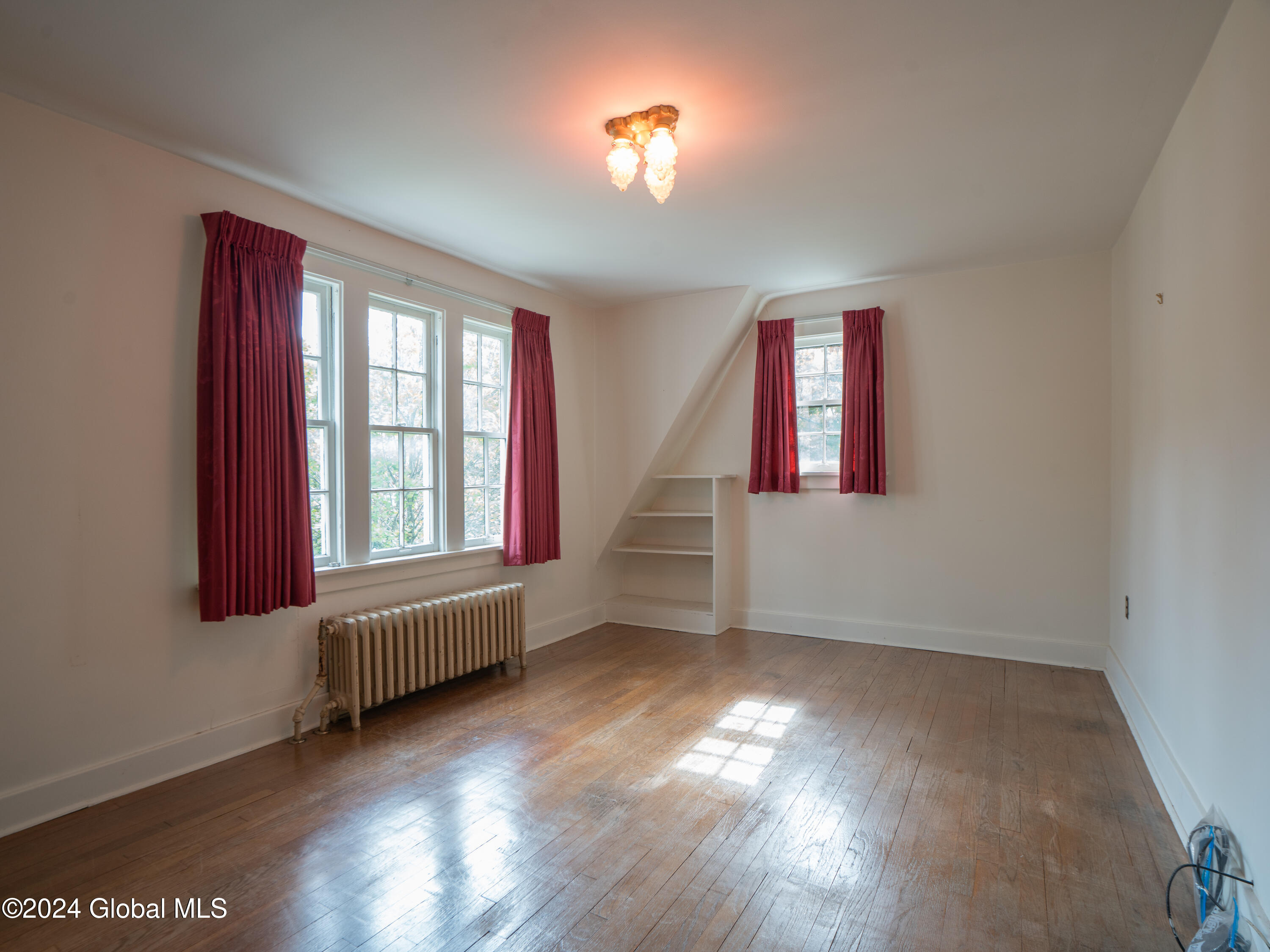 1387 Keyes Avenue Schenectady, NY 12309 - Photo 32 of 42 DSC06521