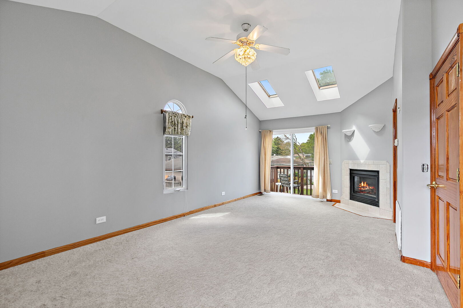 4403 Maple Court Rolling Meadows, IL 60008 - Photo 14 of 52
