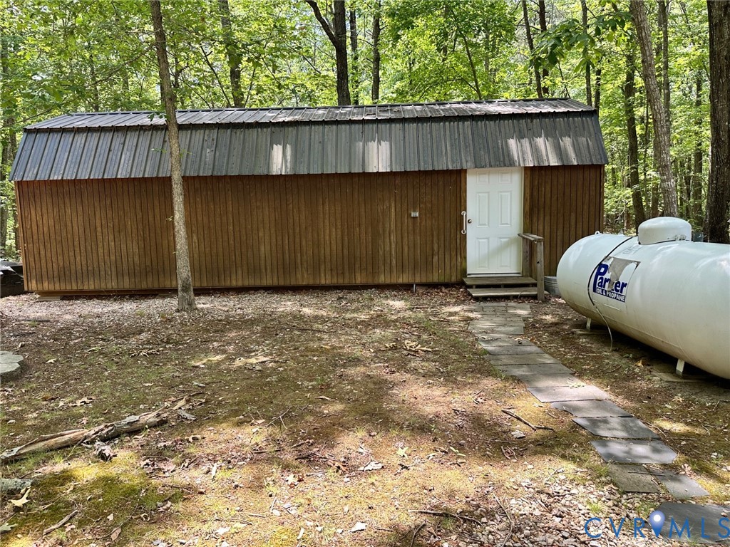 2229 Texas School Road Wingina, VA 24599 - Photo 19 of 22