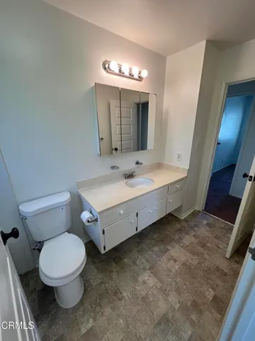 $3,395 | 977 Planetree Avenue, Simi Valley, CA 93065