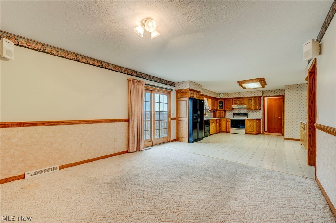 22520 Hawley Road Wellington, OH 44090 - Photo 16 of 34 Gallery Image 16