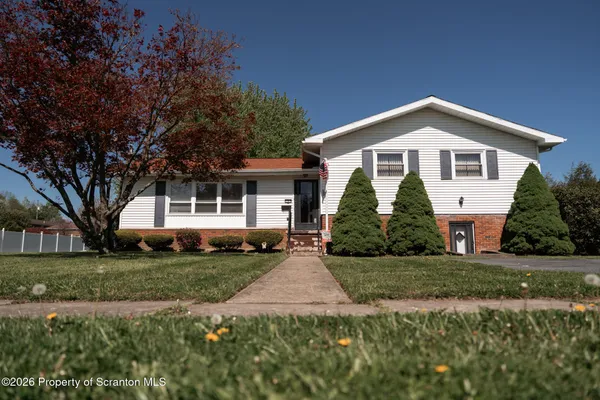 $279,999 | 3 4th Street, Pittston, PA 18640