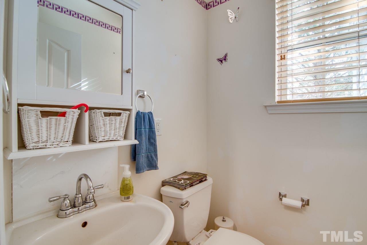 406 Burrell Road Durham, NC 27703 - Photo 13 of 29