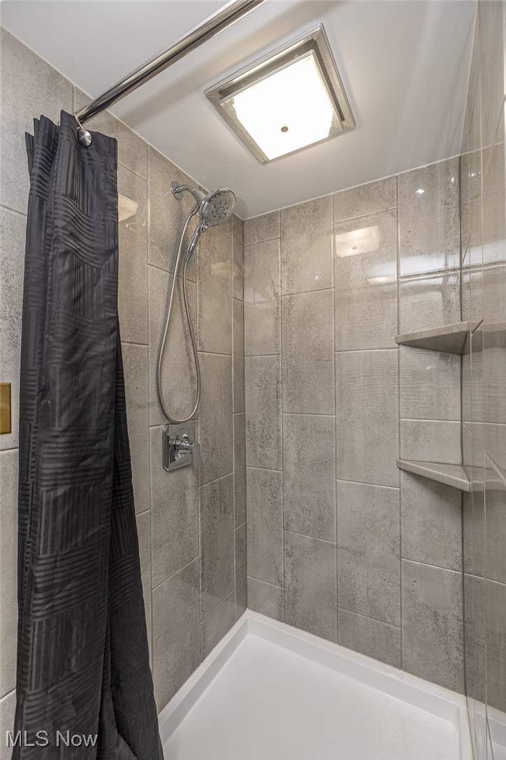 5700 Brookside Road Independence, OH 44131 - Photo 15 of 42 Bathroom with an updated shower.