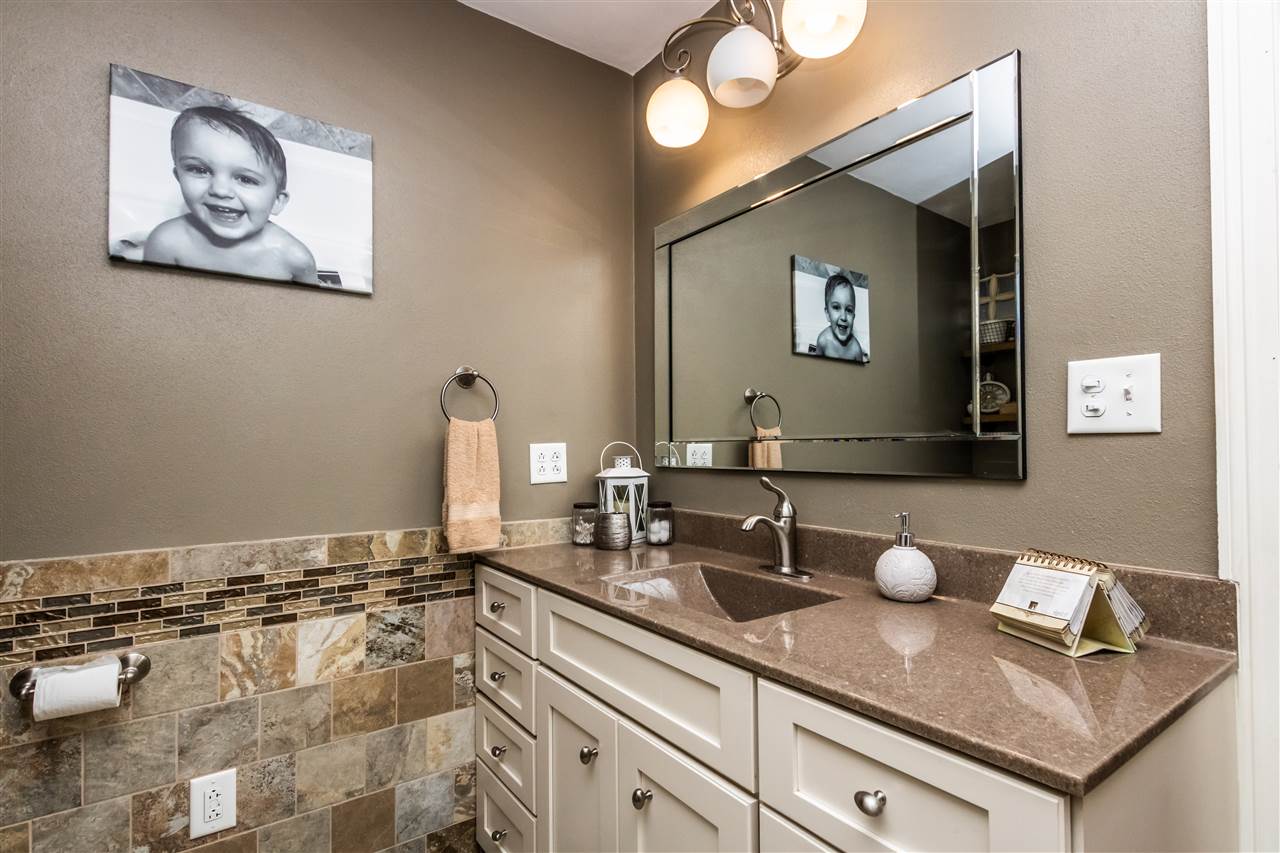11212 West Mapleridge Road Glasford, IL 61533 - Photo 19 of 36 Gallery Image 19