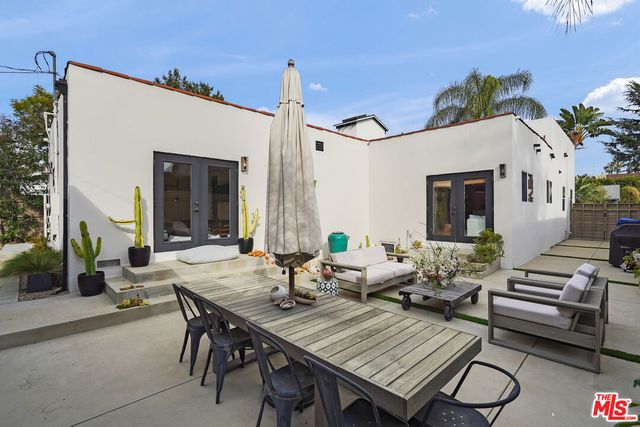 $2,250,000 | 927 North Vista Street, Los Angeles, CA 90046
