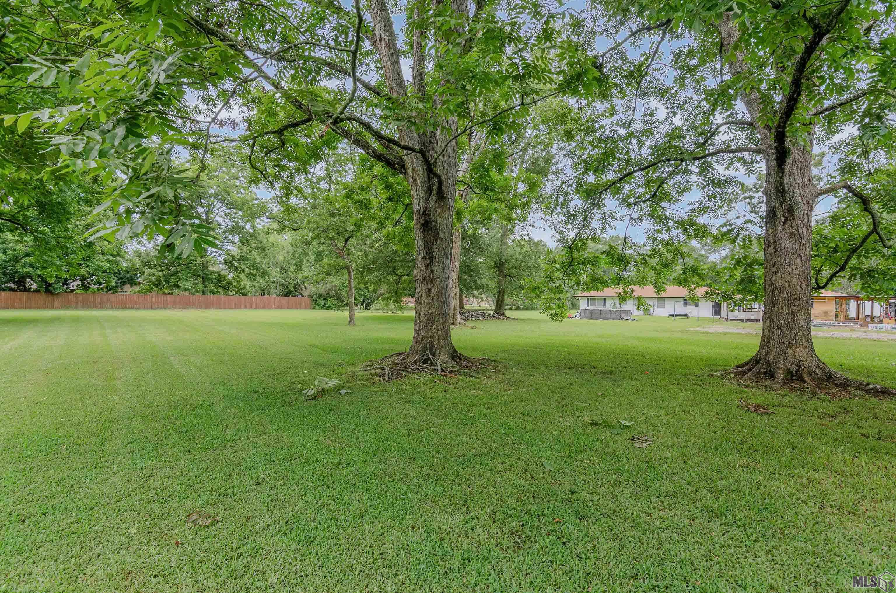 9448 Foster Road Baton Rouge, LA 70811 - Photo 15 of 23