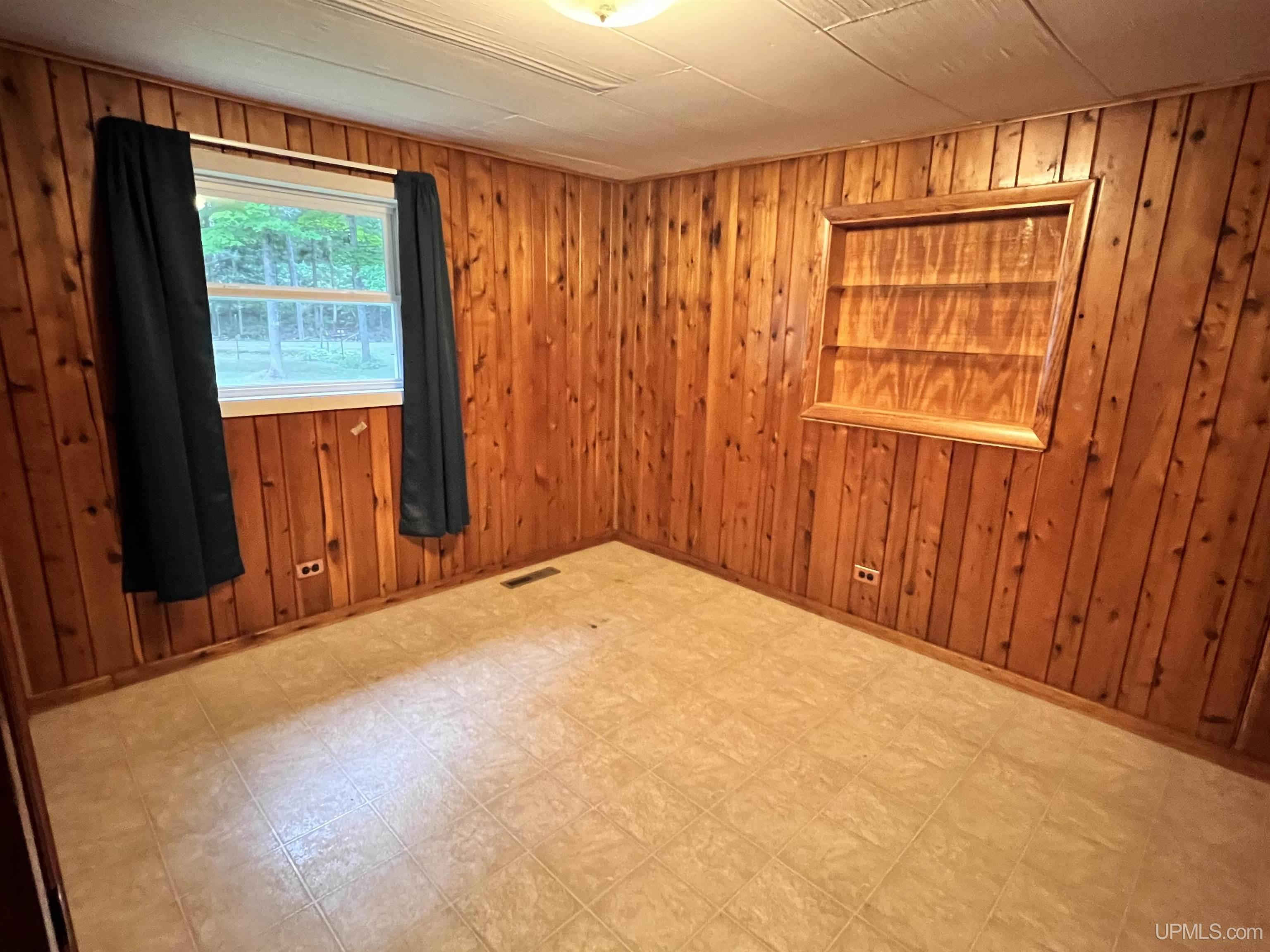 3709 West Brule Lake Road Iron River, MI 49935 - Photo 14 of 20